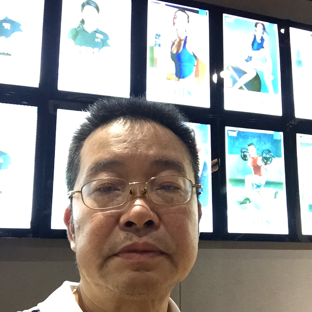奔腾33的照片