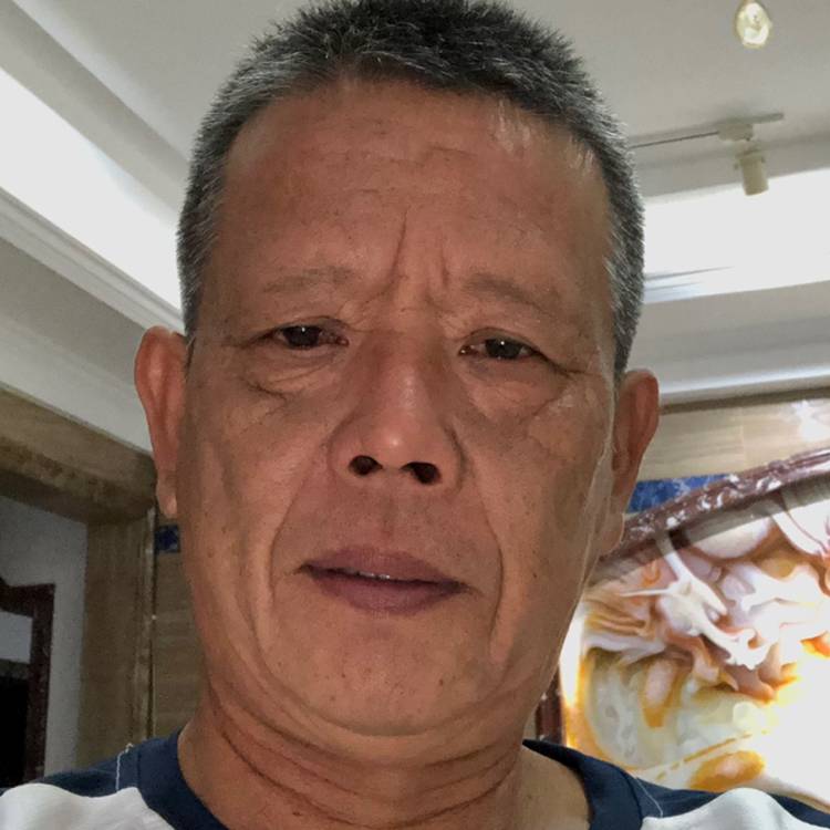 缠绵泪了冰棍的照片