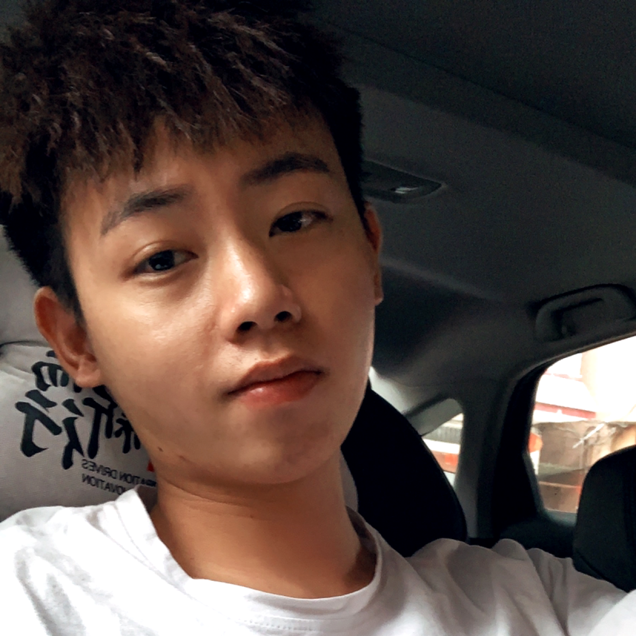 含糊踢韶华的照片