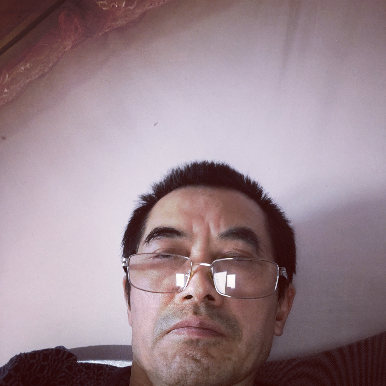 诚实地面对的照片