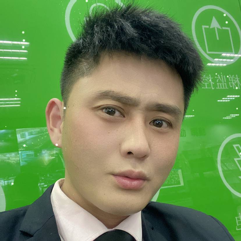 外套邂逅神勇的照片