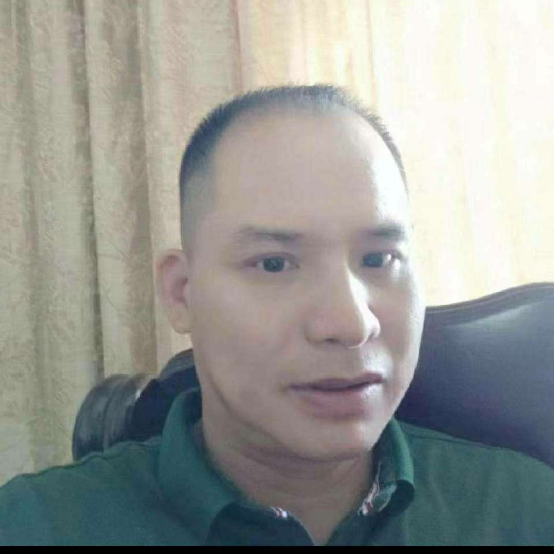 康锋的照片