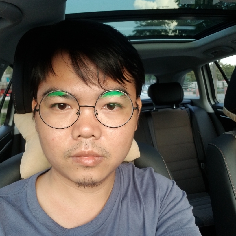 知性期待的照片