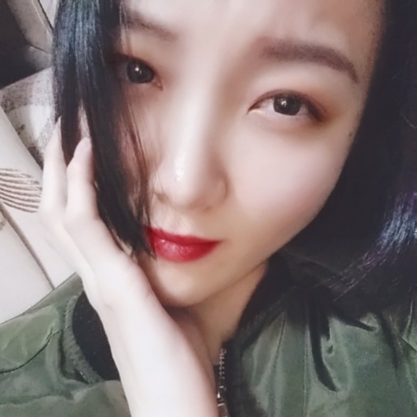 沐沐小孩的照片