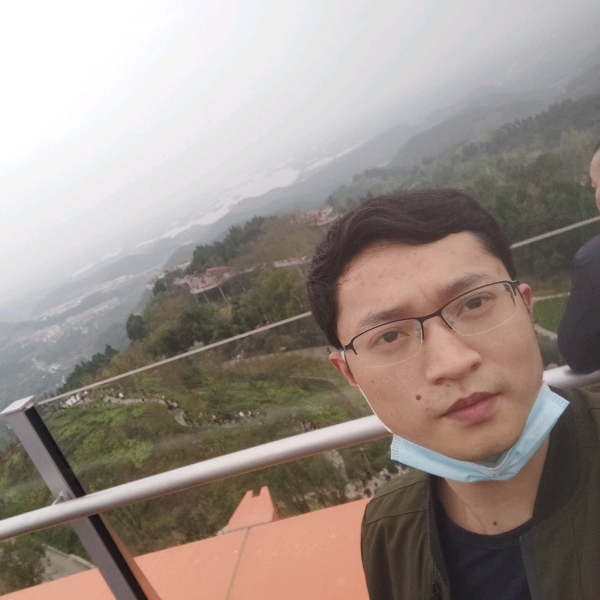 缄默宇的照片