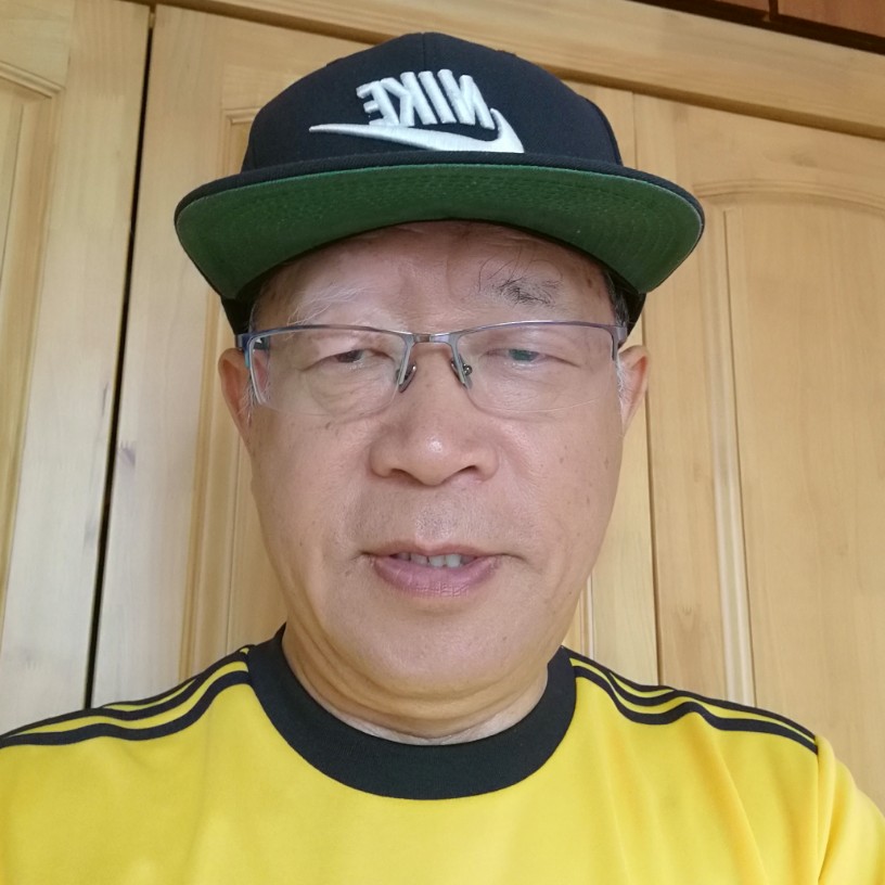 尘宵绚烂的照片