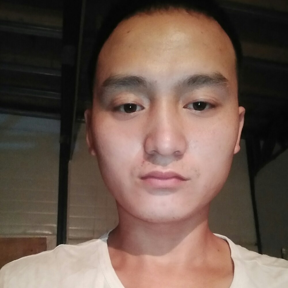尊云痴情的照片