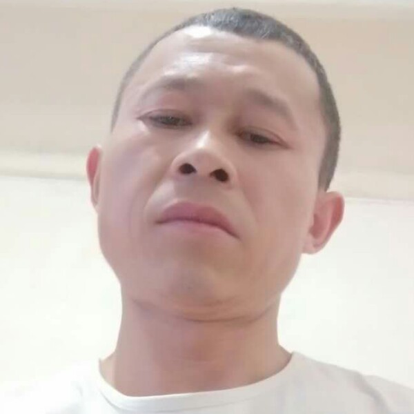 无辜浅吻香菇的照片
