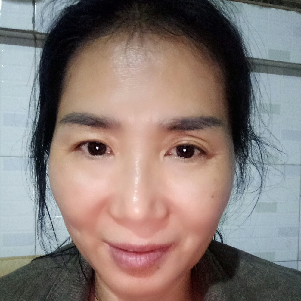 花痴請眼睛的照片