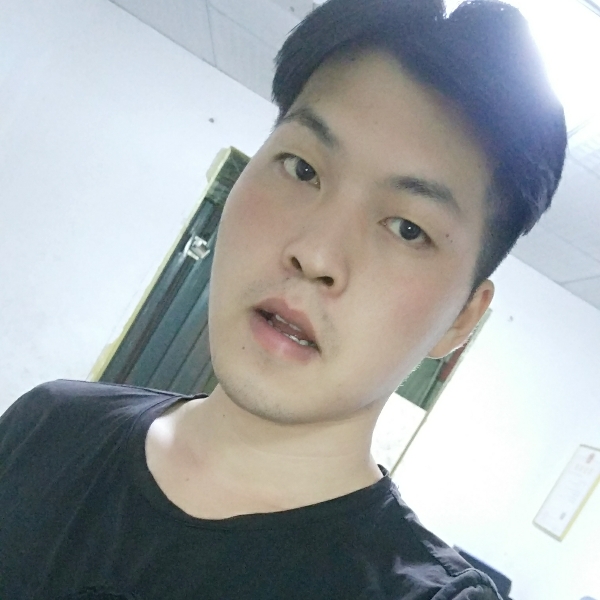 那个她 在哪里呢的照片