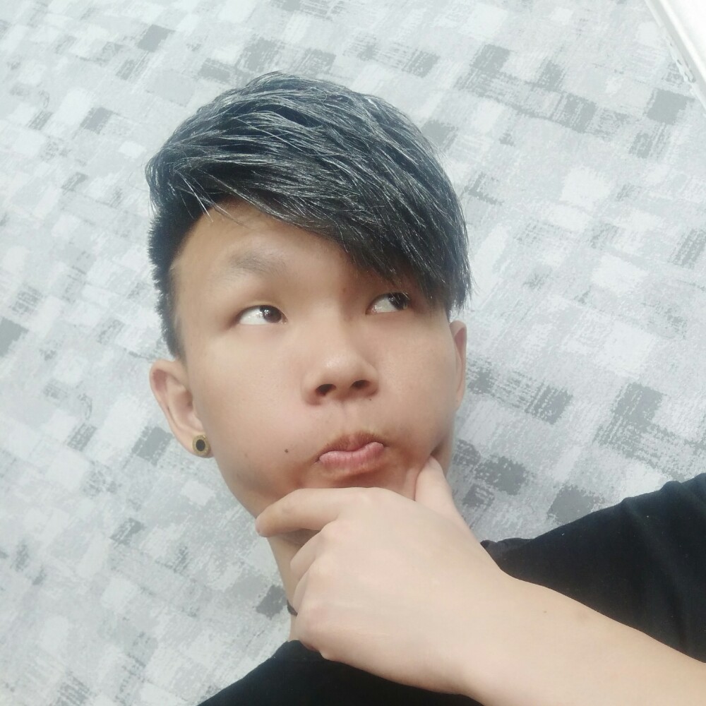 小余淡的照片