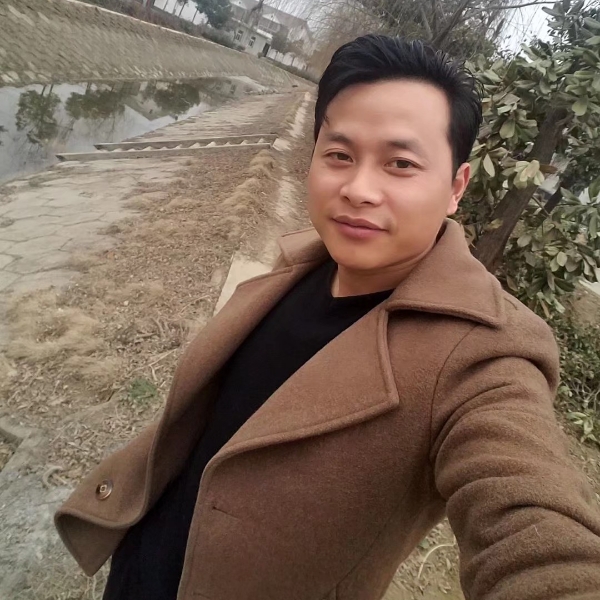 龙哥遇见的照片