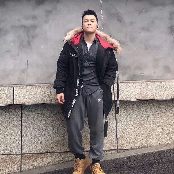 一別兩寬的照片