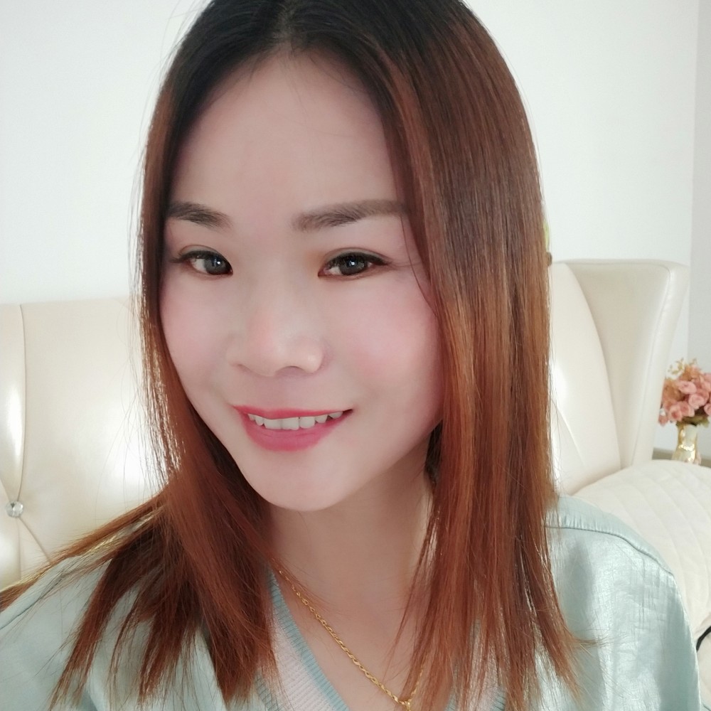 菠萝放弃贪玩的照片