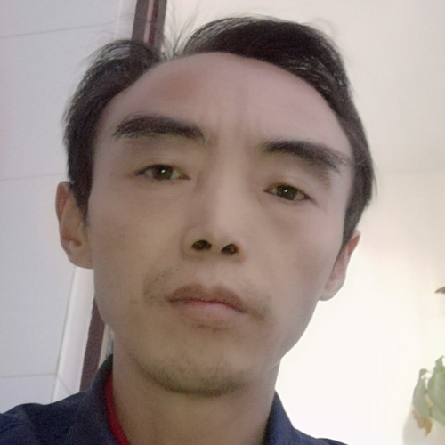 肖伦忠的照片