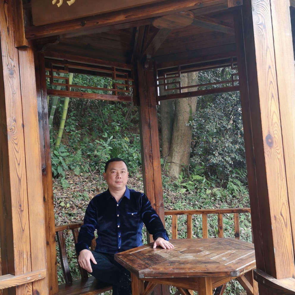 烂漫服饰的照片