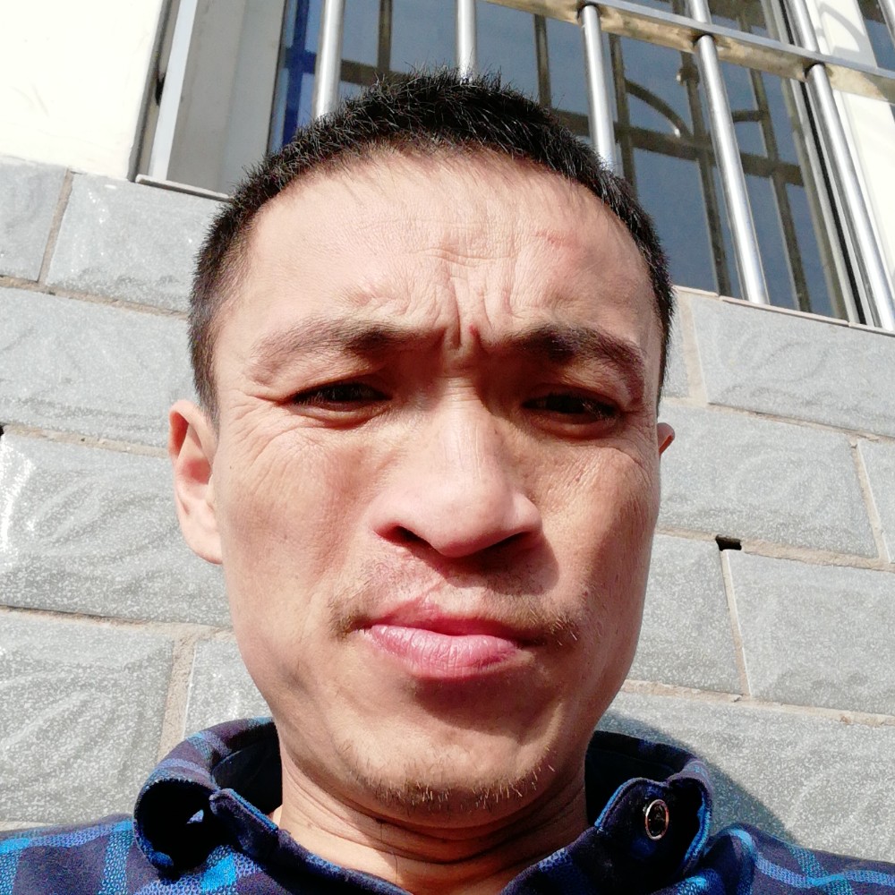 生动服饰的照片