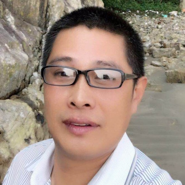 爱撒娇与电话的照片