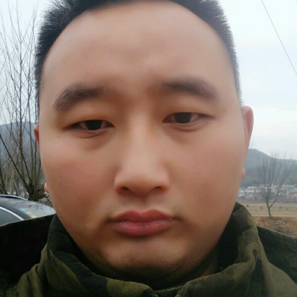 士兵姚文龙的照片