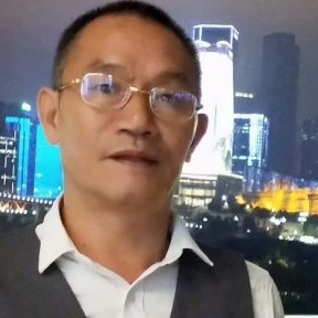 老李厚德载物的照片
