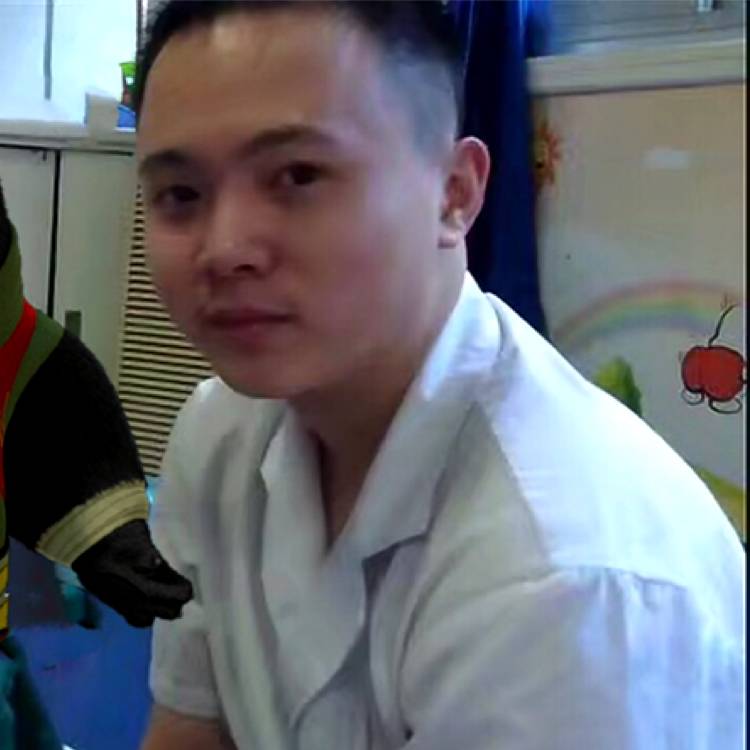 耳机的单身的照片