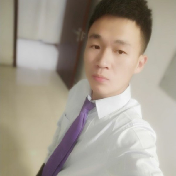 金毛彪壮的照片