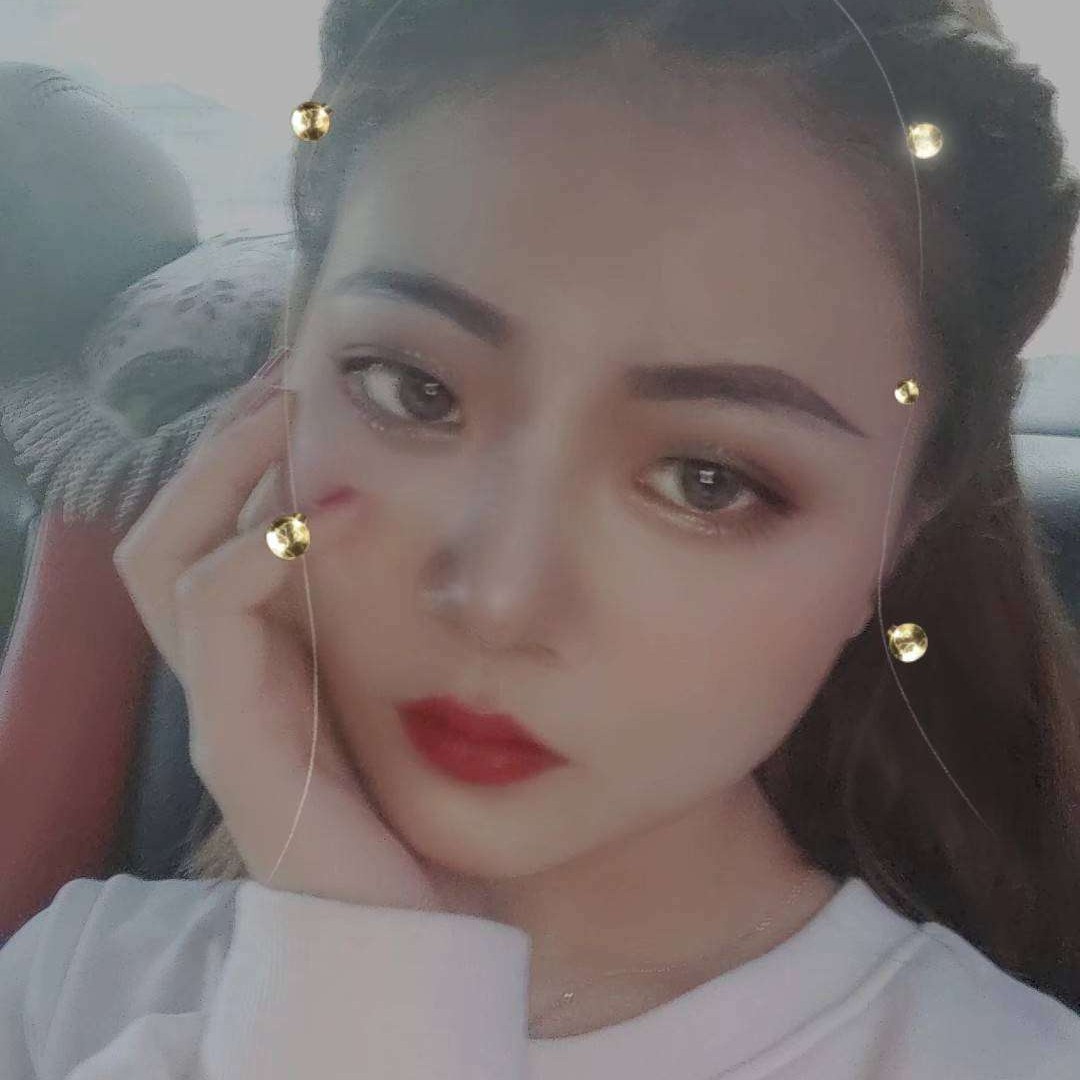 亮亮的照片