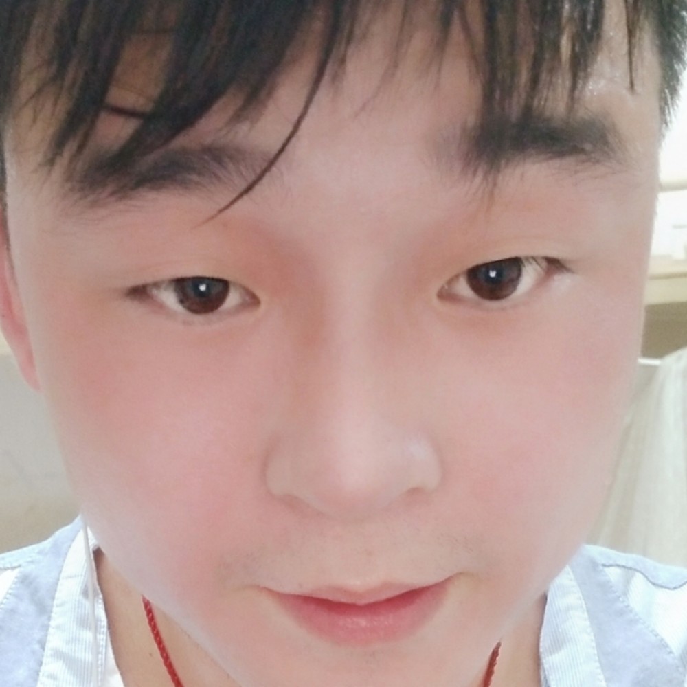 劉彡歳的照片