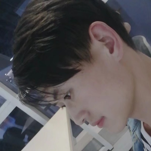 小华。的照片
