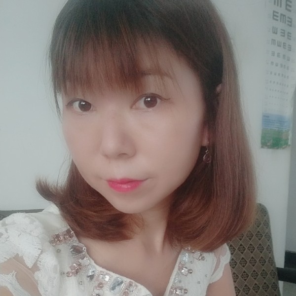 务实心锁的照片