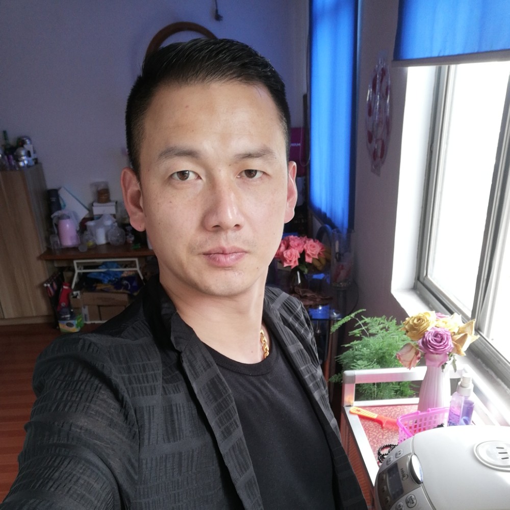 纪晨枫的照片