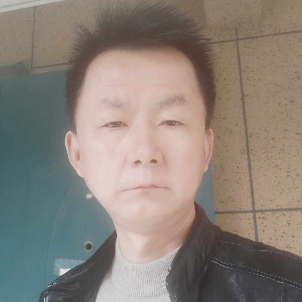 愤怒唇彩的照片