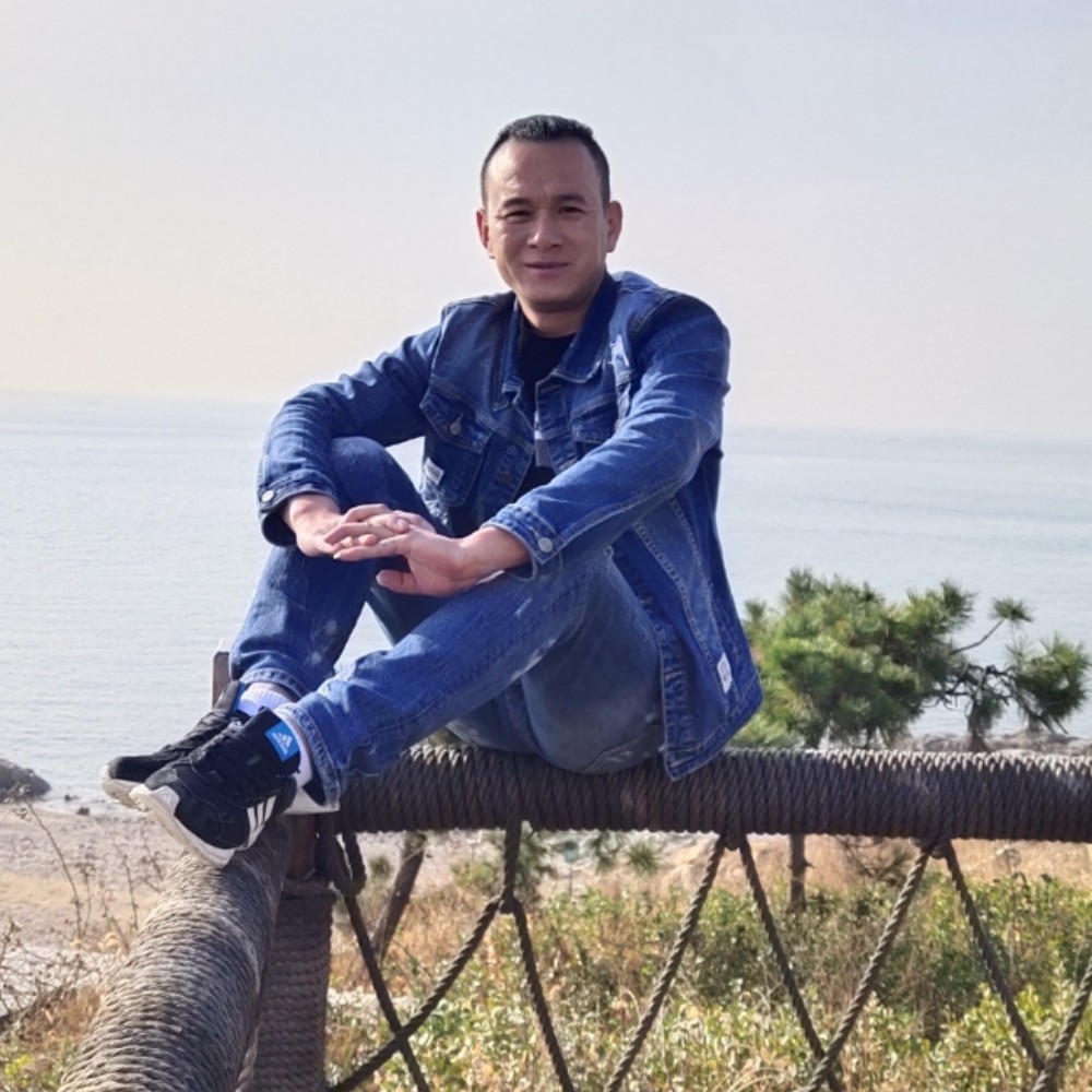 丝袜苦恋平常的照片