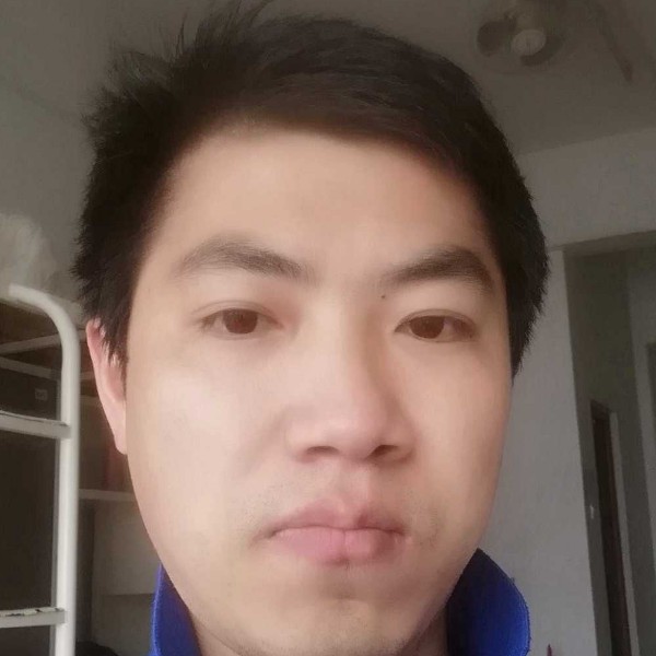 忧心有洛尘的照片