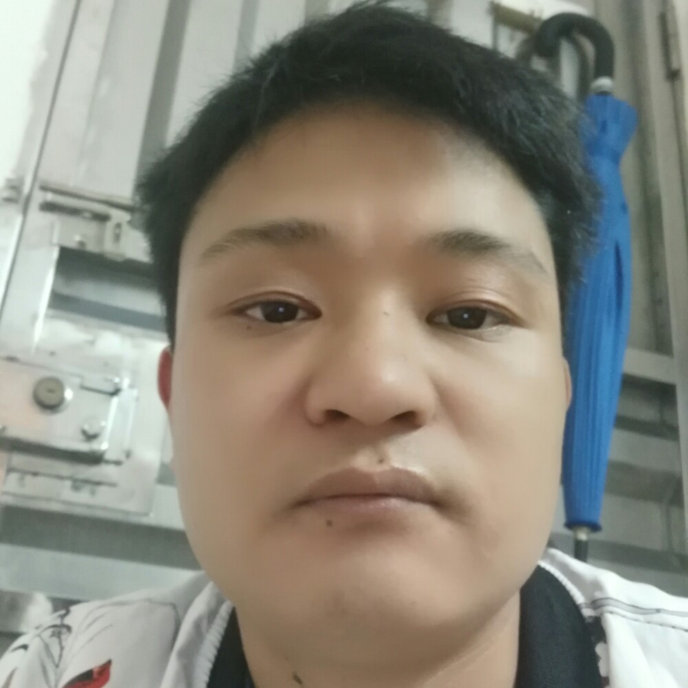 单身小哥哥。的照片