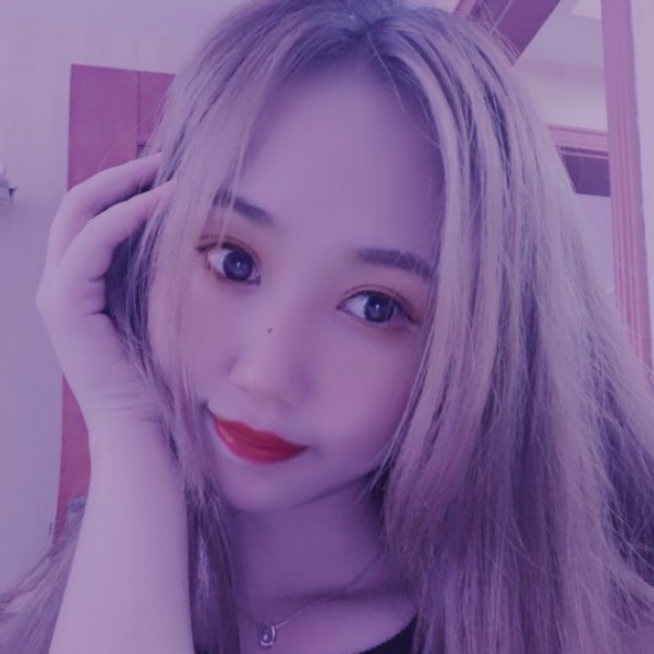 美丽深拥女王的照片