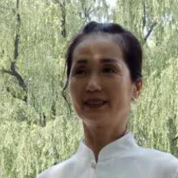 愉快的兮颜的照片