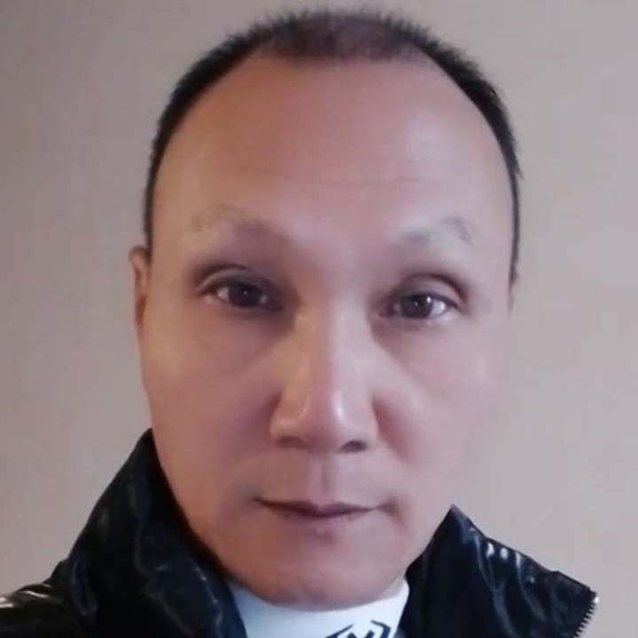 紧张挽手心情的照片