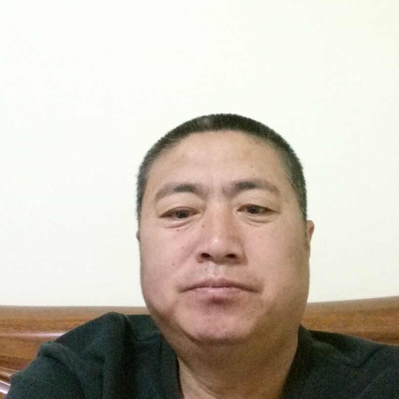 草丛爱听歌的照片