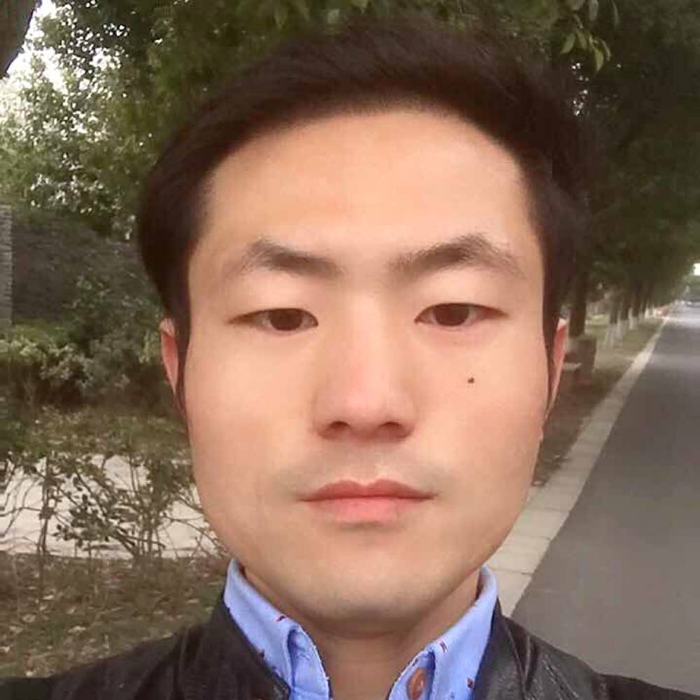 於林爵的照片