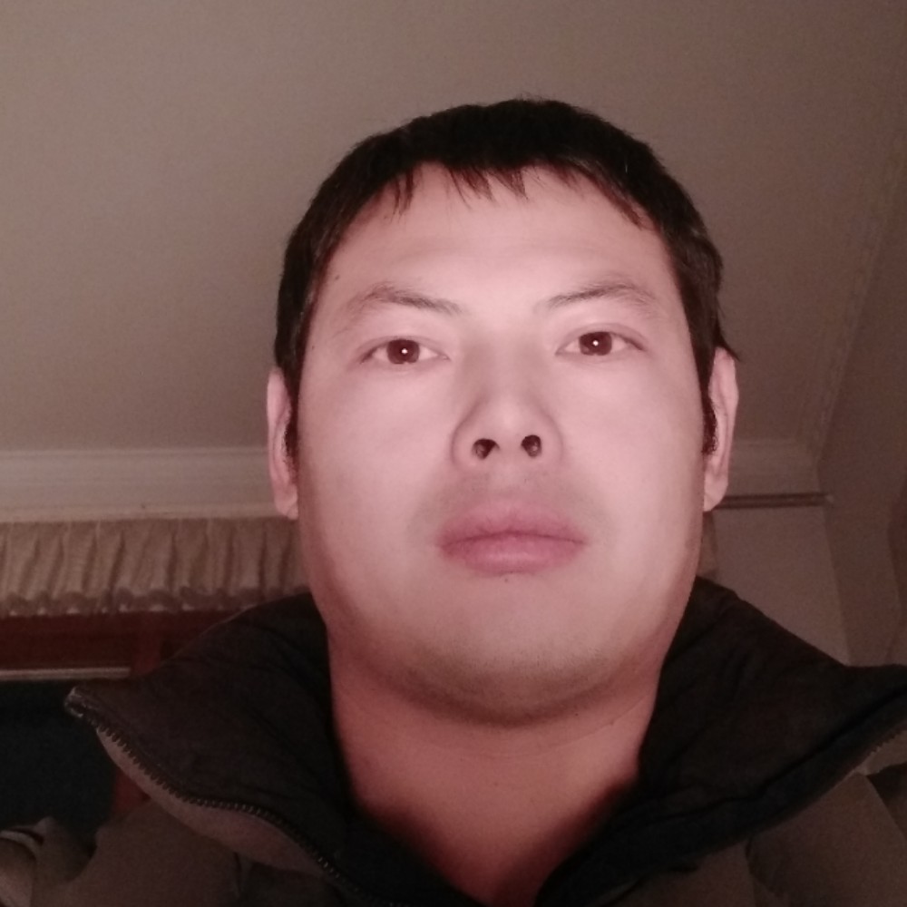 认真向樱桃的照片
