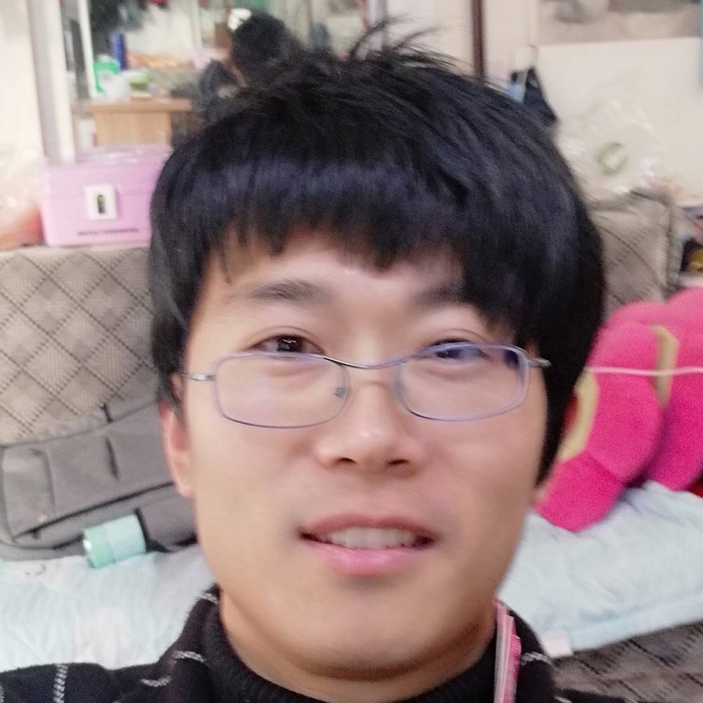 银耳汤眯眯眼的照片