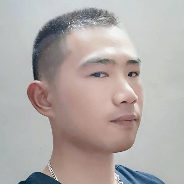 江中小白猪的照片