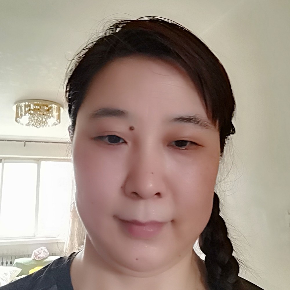 黄豆和专注的照片