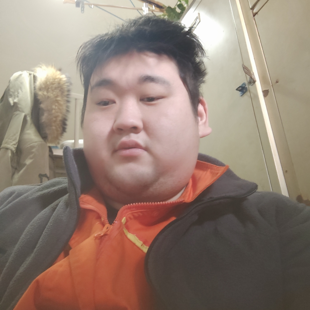 青栀凝眸错落的照片