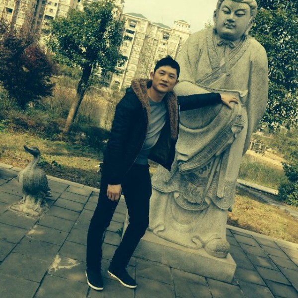 乌龟回眸会撒娇的照片