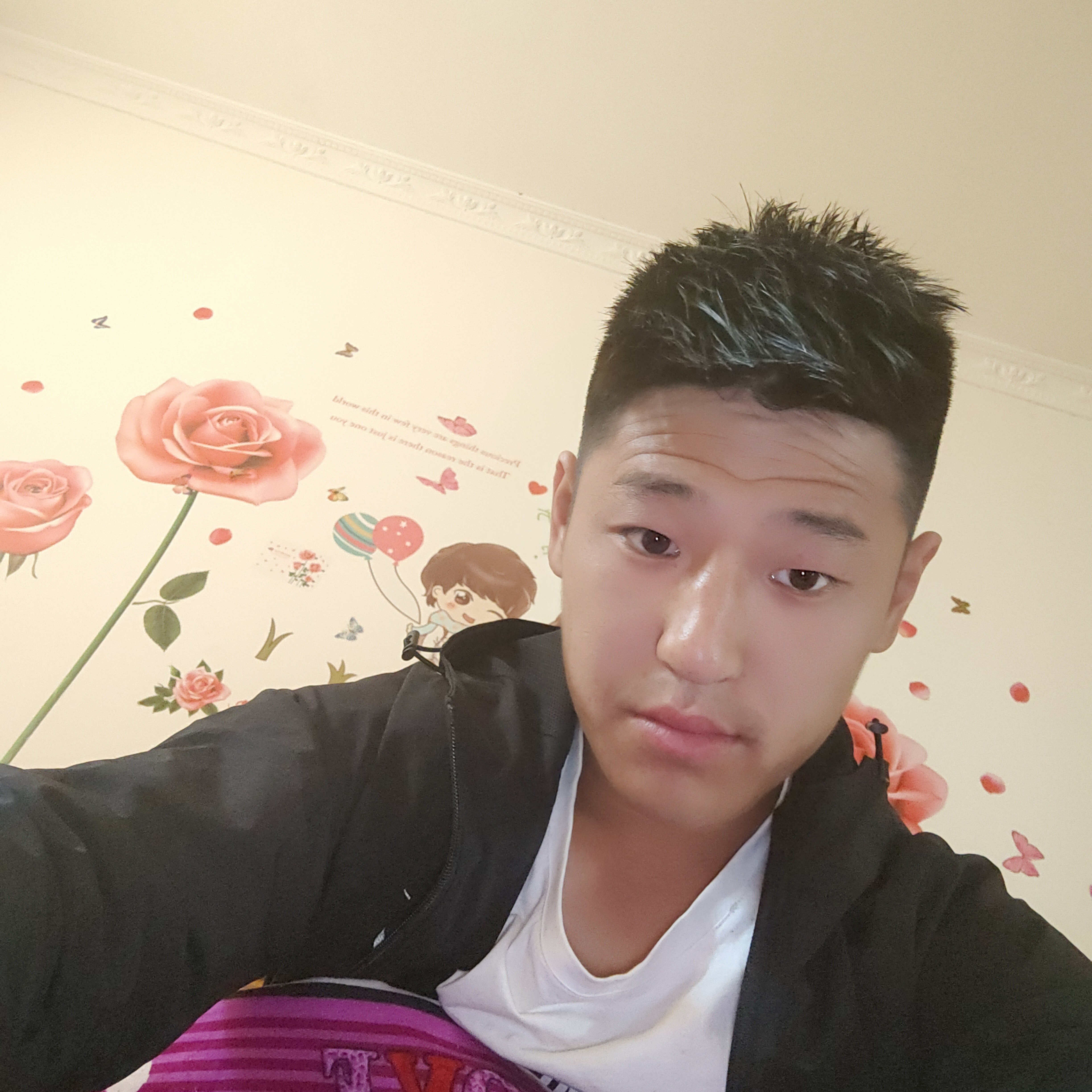 大山深拥大意的照片