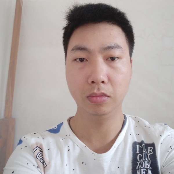 李辉.的照片