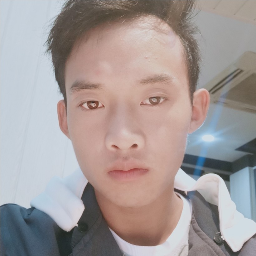 笨笨闻青衣的照片