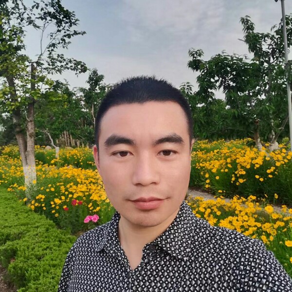 鞋子漫步大气的照片
